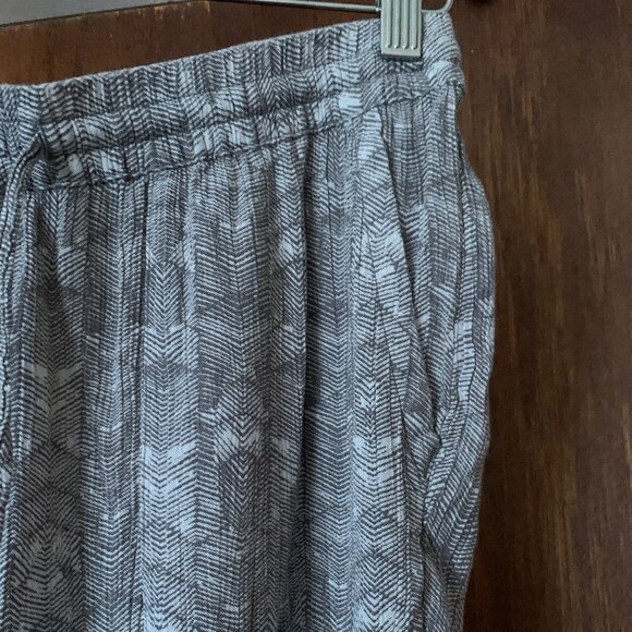 Prana Capri Soft Drawstring Grey Pattern - Picture 2 of 5